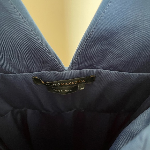 BCBGMax Formal Dress with Deep V and Flowing Fabric - Picture 5 of 5